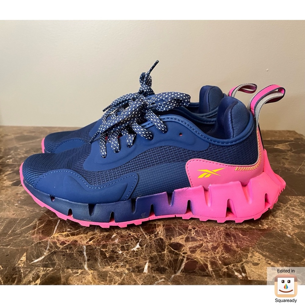 Reebok Blue and Pink Running Shoes - Picture 4 of 9